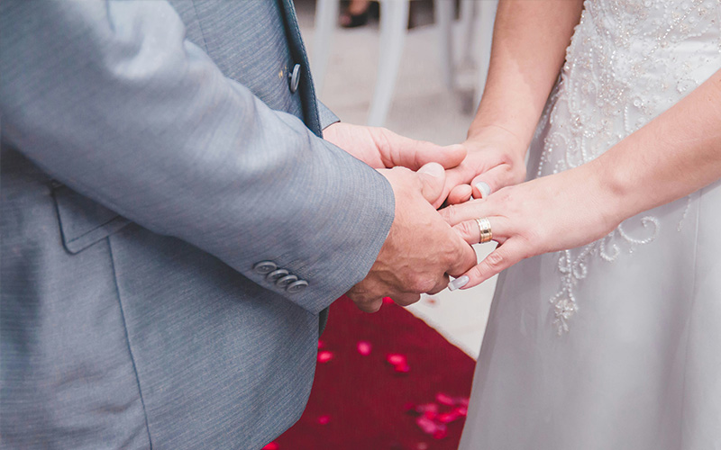 結婚した二人のイメージ